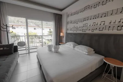 Indy Deluxe tweepersoonskamer — The Melody Phuket Kata Beach